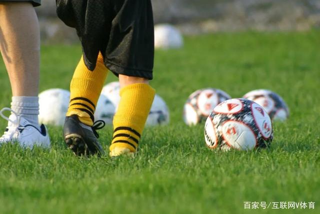 记者：申花伤员正在积极康复，夏窗人员调整工作稳步推进中